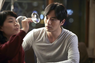 奇怪的她剧照的剧照