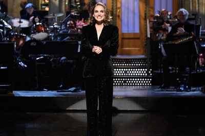 周六夜现场：娜塔莉·波特曼/Dua Lipa剧照的剧照