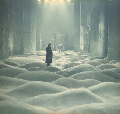 潜行者剧照的剧照