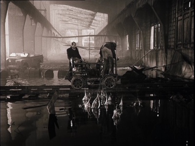 潜行者剧照的剧照