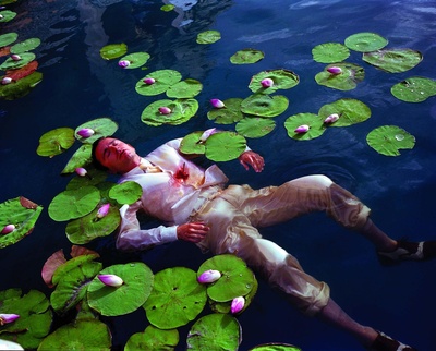 坠入剧照的剧照