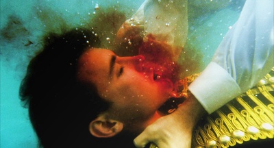 坠入剧照的剧照