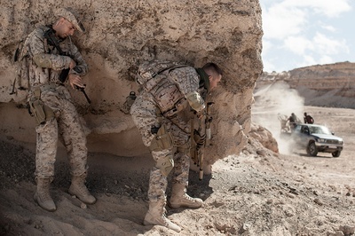 亡命雷区剧照的剧照