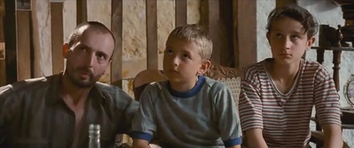 永不独行剧照的剧照