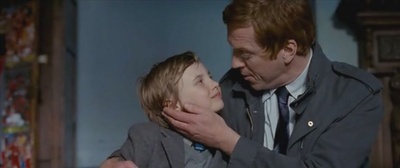 永不独行剧照的剧照