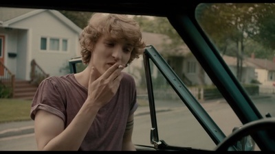 柜中野兽剧照的剧照