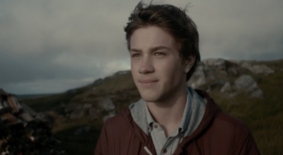 柜中野兽剧照的剧照