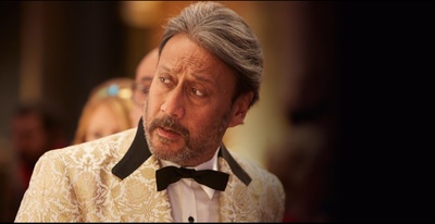 新年行动剧照的剧照