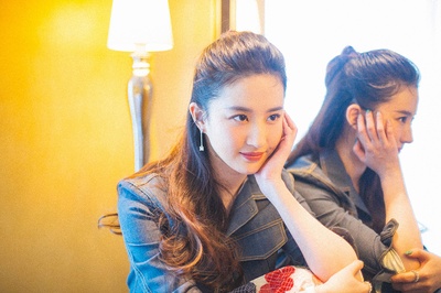 烽火芳菲剧照的剧照