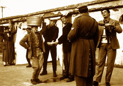 圣母街上的大人物剧照的剧照