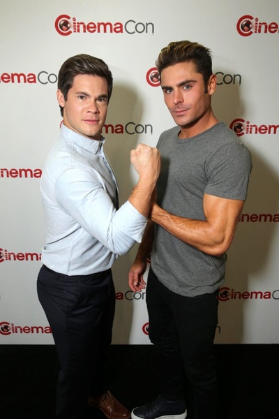 网聘女伴剧照的剧照