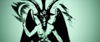 恶魔剧照的剧照