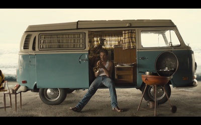 生为蓝调剧照的剧照