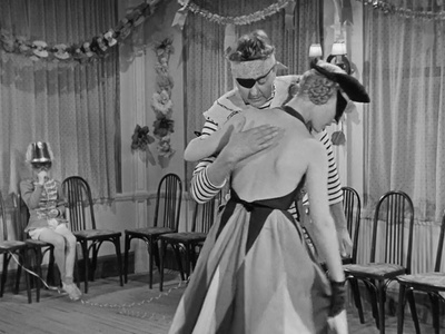 于洛先生的假期剧照的剧照