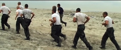 孤独的幸存者剧照的剧照