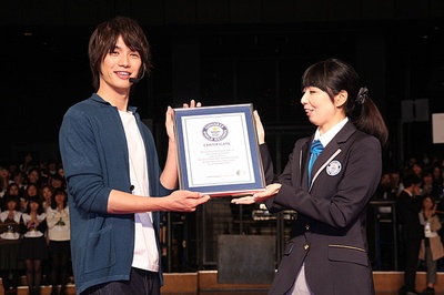 要听神明的话剧照的剧照