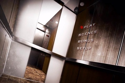 电梯里的恶魔剧照的剧照