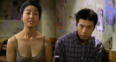 马粥街残酷史剧照的剧照