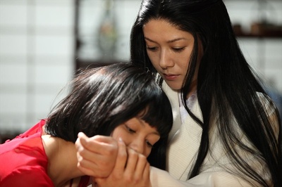 蜜之哀伤剧照的剧照