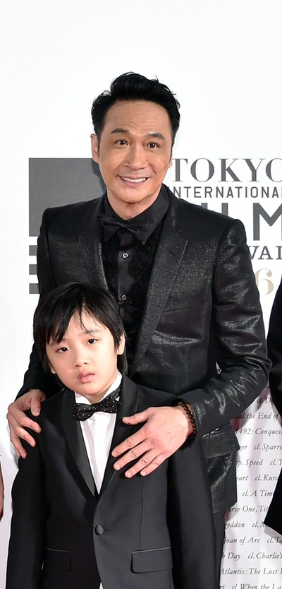 脱皮爸爸剧照的剧照