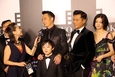 脱皮爸爸剧照的剧照