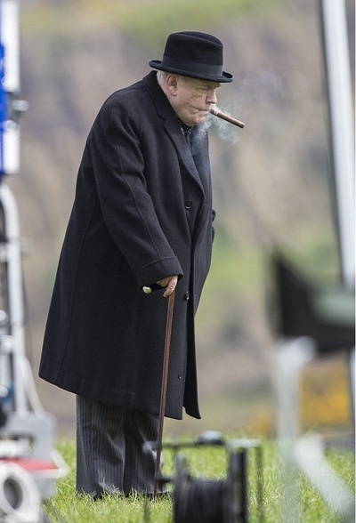 丘吉尔剧照的剧照