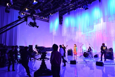 奇怪的她剧照的剧照