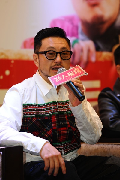 恶人报喜剧照的剧照