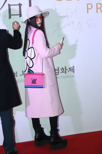 一句顶一万句剧照的剧照