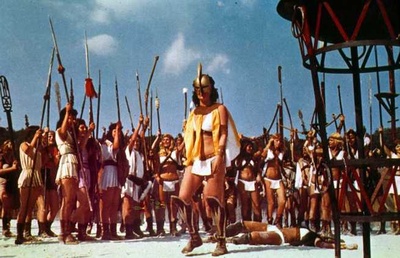 三超人与女霸王剧照的剧照