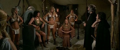 三超人与女霸王剧照的剧照