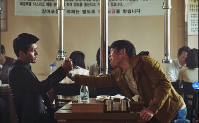 共助剧照的剧照