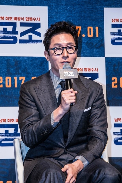 共助剧照的剧照