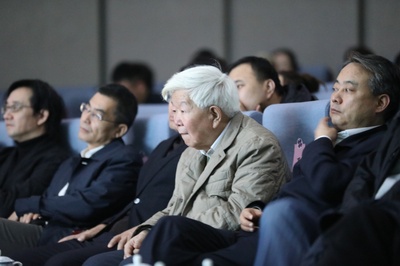 云上日出剧照的剧照