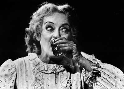 兰闺惊变剧照的剧照