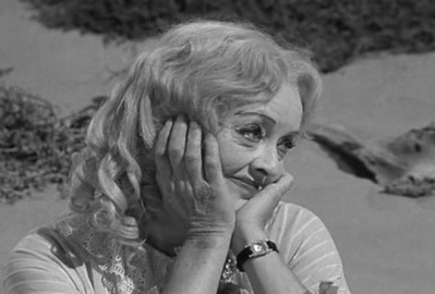 兰闺惊变剧照的剧照