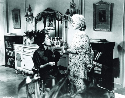 兰闺惊变剧照的剧照