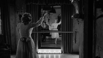 兰闺惊变剧照的剧照