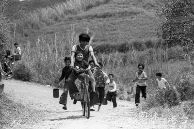 狮子山下 野孩子剧照的剧照