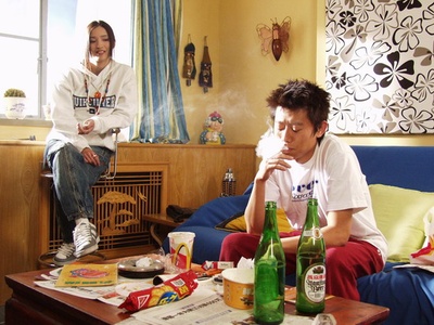 独自等待剧照的剧照