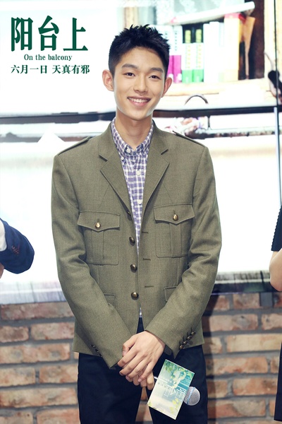 阳台上剧照的剧照