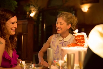 控制游戏剧照的剧照