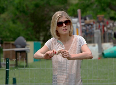 控制游戏剧照的剧照