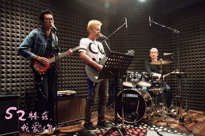 52赫兹，我爱你剧照的剧照