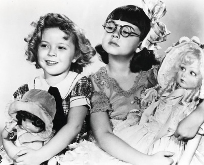 亮眼睛剧照的剧照