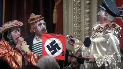 你逃我也逃剧照的剧照