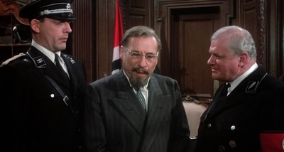 你逃我也逃剧照的剧照