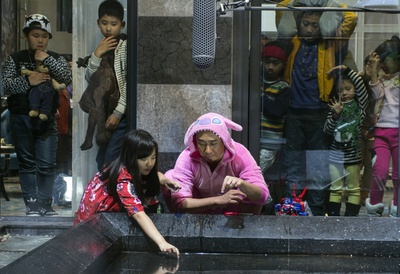 我爸比我小四岁剧照的剧照