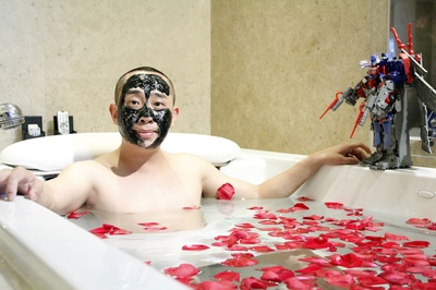 我爸比我小四岁剧照的剧照