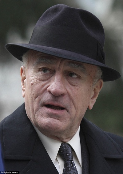 顽石之拳剧照的剧照